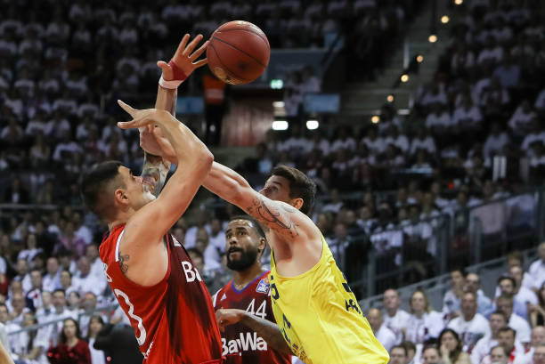 面对强敌朝 面对强敌朝